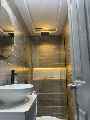 Apartamento Trifecta Suite De 3alcobas La 70 Laurles Estadio