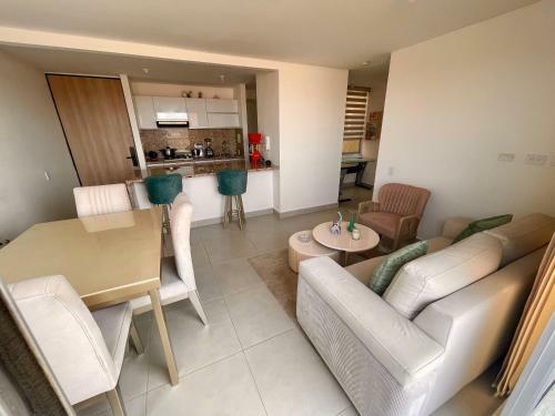 Apartamento Moderno Conjunto Zafiro, Alameda Del R�o.