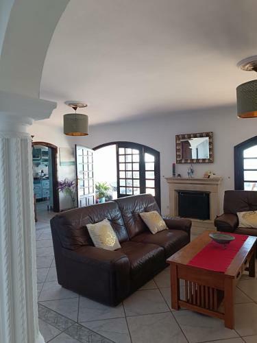 Wonderful Country Villa With Amazing Sea View