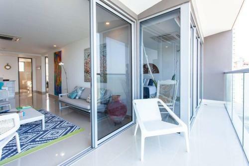Spectacular 2 Bedroom Apt - 14th Floor Morros City