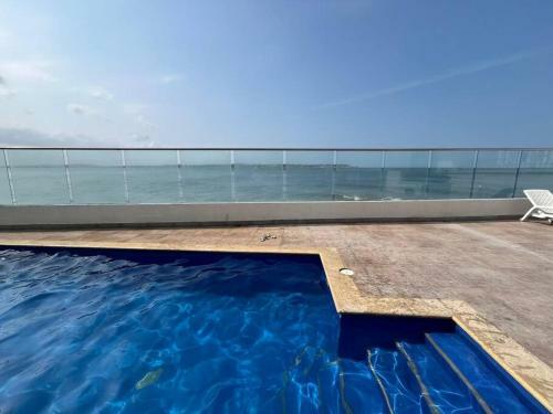 Apartamento Cozy Beachfront Apt Great Views