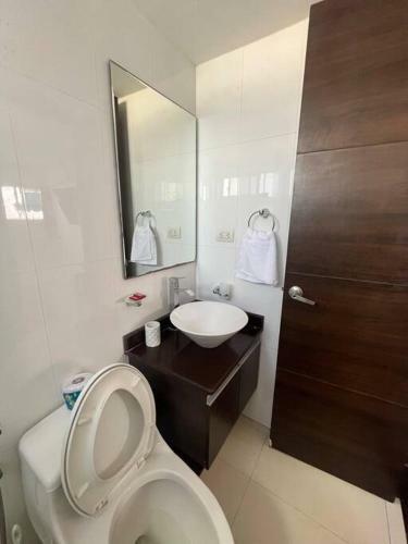 Apartamento Cozy Beachfront Apt Great Views