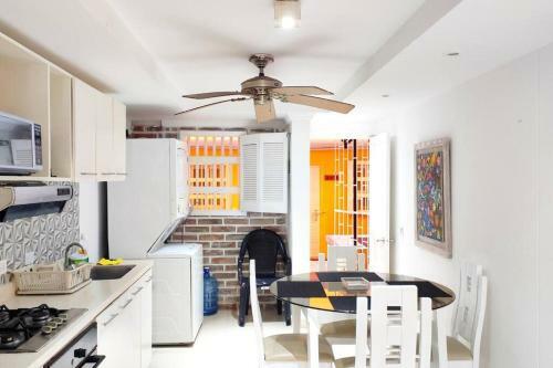 Apartamento Cozy Apto With AC And Washer Inside The Walls