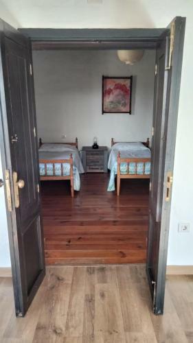 Casita De La Monta�a De Mar�a