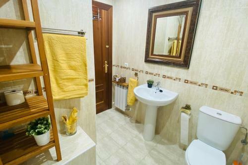 Elegante Apartamento Con Piscina Y Mucho Encanto.