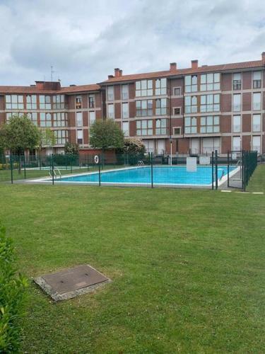 Elegante Apartamento Con Piscina Y Mucho Encanto.