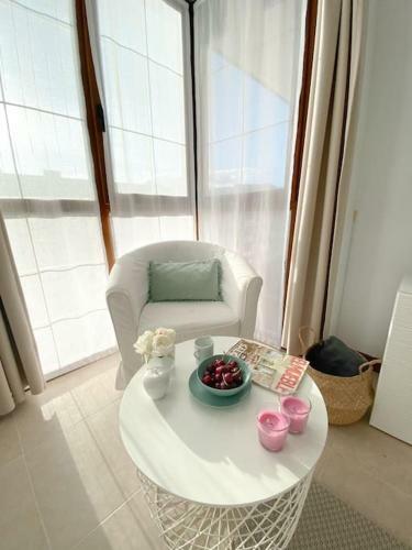 Elegante Apartamento Con Piscina Y Mucho Encanto.