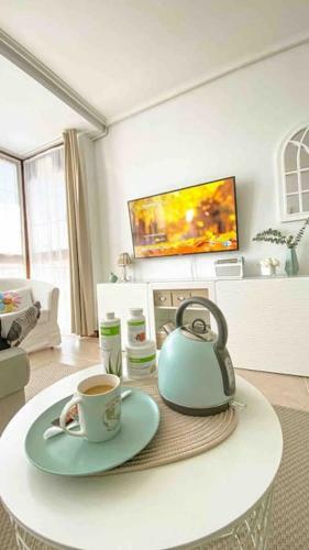 Elegante Apartamento Con Piscina Y Mucho Encanto.