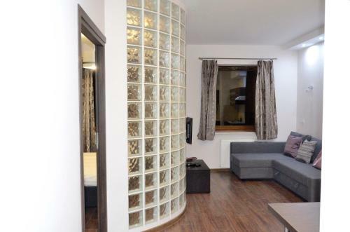 C&g Apartments Prestige