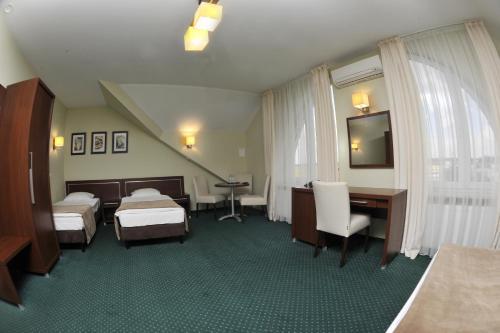 Hotel Lotos