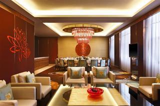 Hotel Four Points By Sheraton Luohe