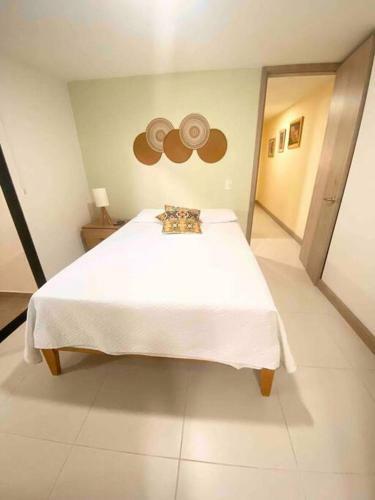 Apartamento New Apto In Convenient Location With Parking