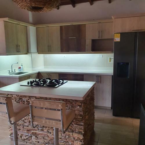 Apartamento Amoblado Barrio Primavera. Tranquilo Y C�modo