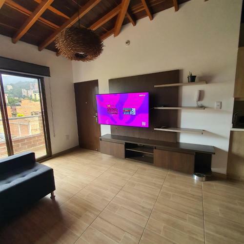 Apartamento Amoblado Barrio Primavera. Tranquilo Y C�modo