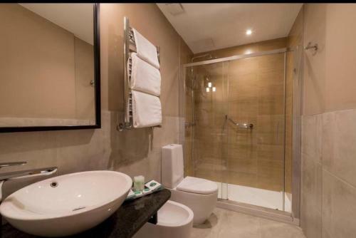 Hotel Avenida 22 Clinicas