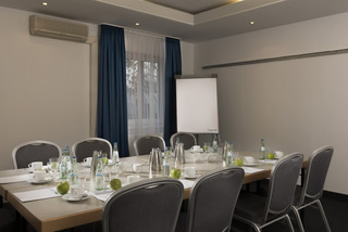 Balladins Superior Hotel K�ln Airport