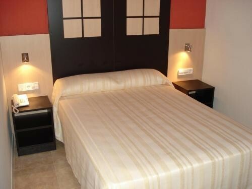 Aubi Hotel