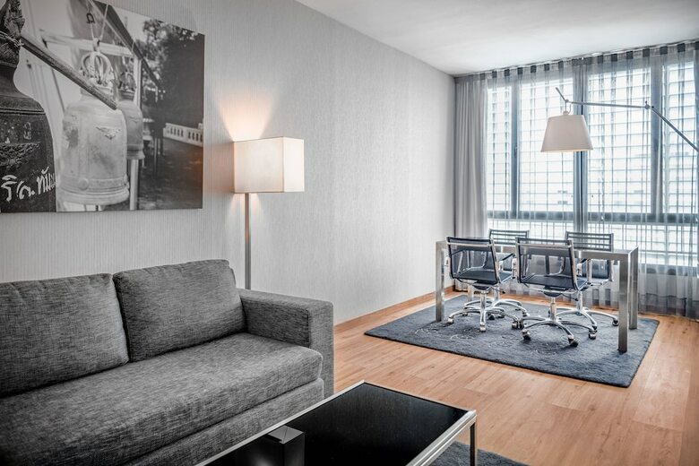 AC Hotel Victoria Suites By Marriott