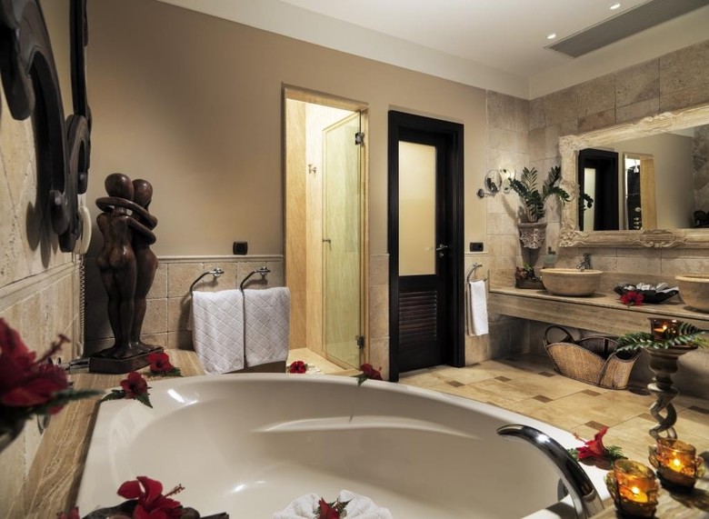 Hotel Royal Garden Villas & Spa