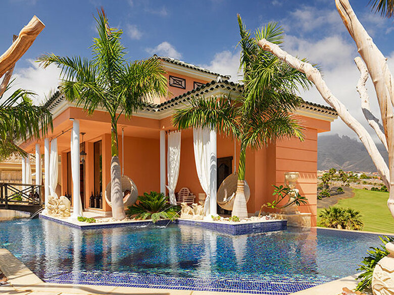 Hotel Royal Garden Villas & Spa
