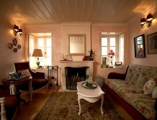 Hostal Amaryllis Luxury Guest House