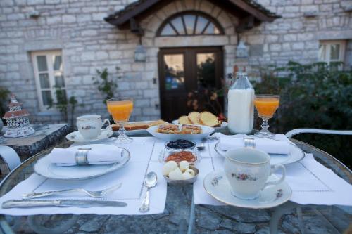 Hostal Amaryllis Luxury Guest House