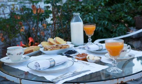 Hostal Amaryllis Luxury Guest House
