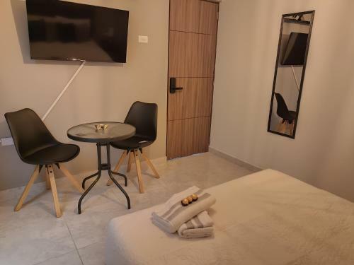 Hostal AC - House Laureles - Self Cheking