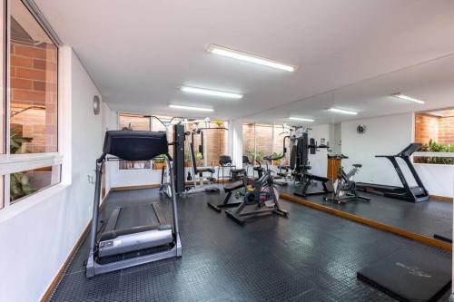 Apartamento Con Servicios Incluidos, Laureles - Medell�n