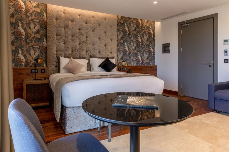 Hotel The Village Boutique And Spa