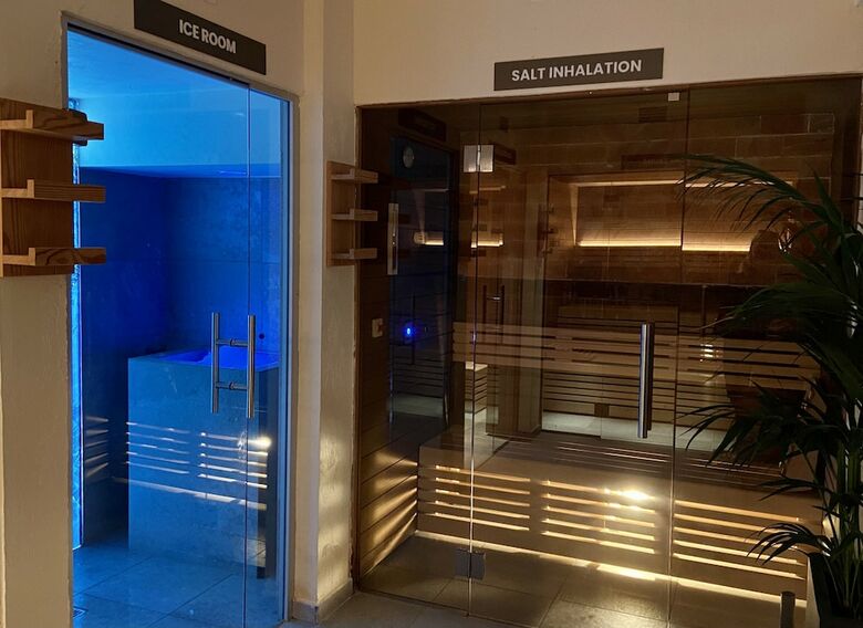 Hotel The Village Boutique And Spa