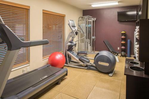 Hotel Doubletree By Hilton North Salem