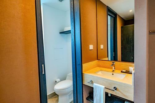 Hotel Hampton By Hilton Santiago Las Condes