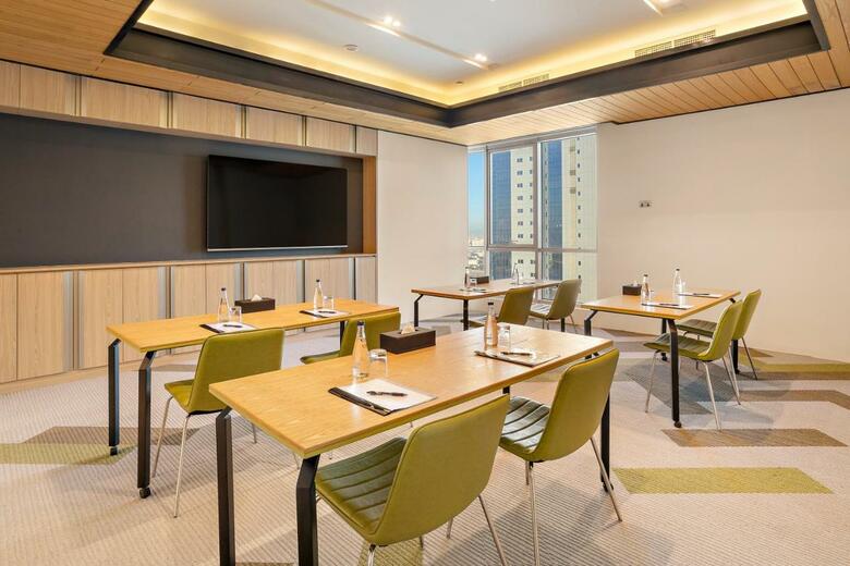 Hotel Barcel� Bahrain City Centre