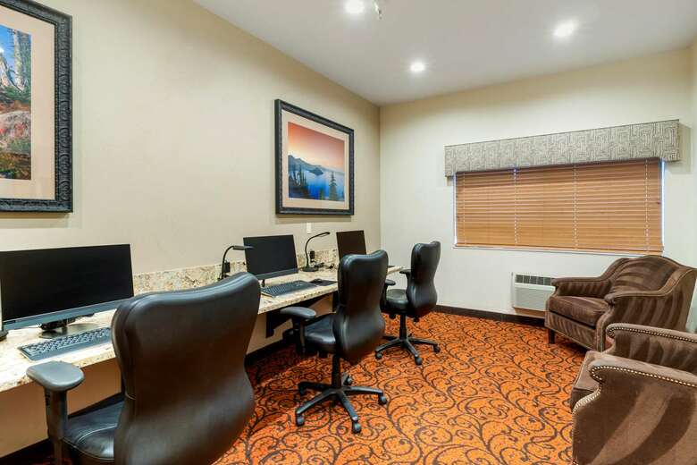 Hotel Best Western Plus Mill Creek Inn