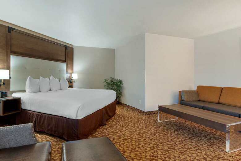 Hotel Best Western Plus Mill Creek Inn