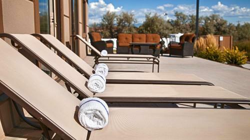 Best Western Plus Landmark Hotel