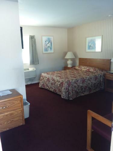 Motel Budget Host Inn - Manistique