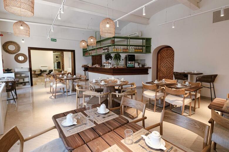 Hotel Bon Rep�s L'ametlla de Mar