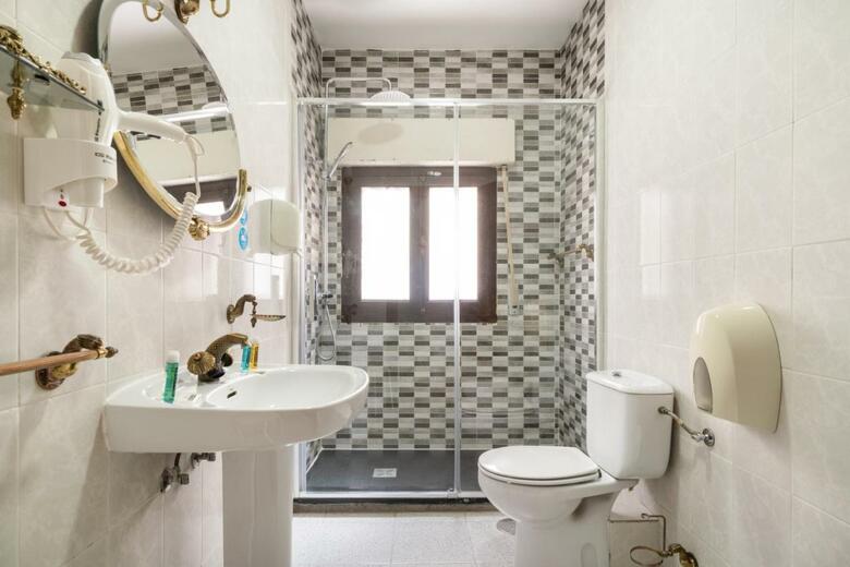 Hotel La Quinta De Santill�n