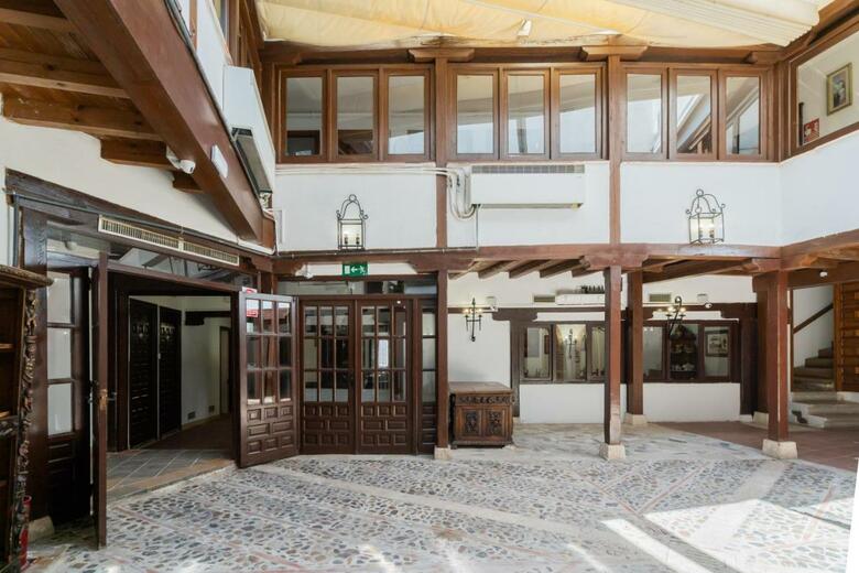 Hotel La Quinta De Santill�n