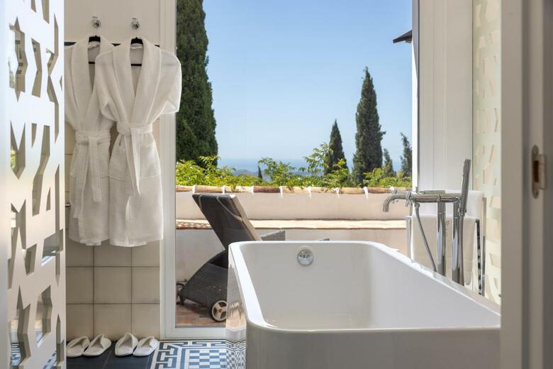 Casablu - An Andalusian Boutique Hotel