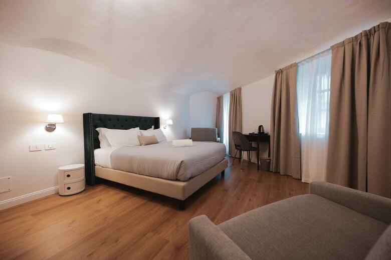Carlo Felice Boutique Hotel