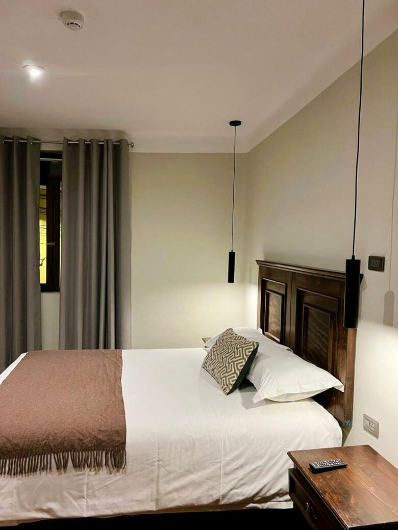 Hotel Montes Central