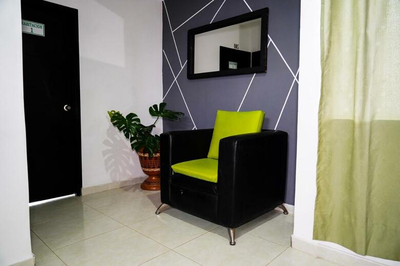 Hotel Jiisot Camarones Inn