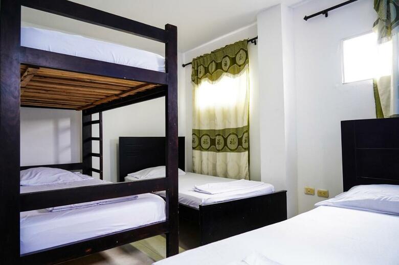 Hotel Jiisot Camarones Inn