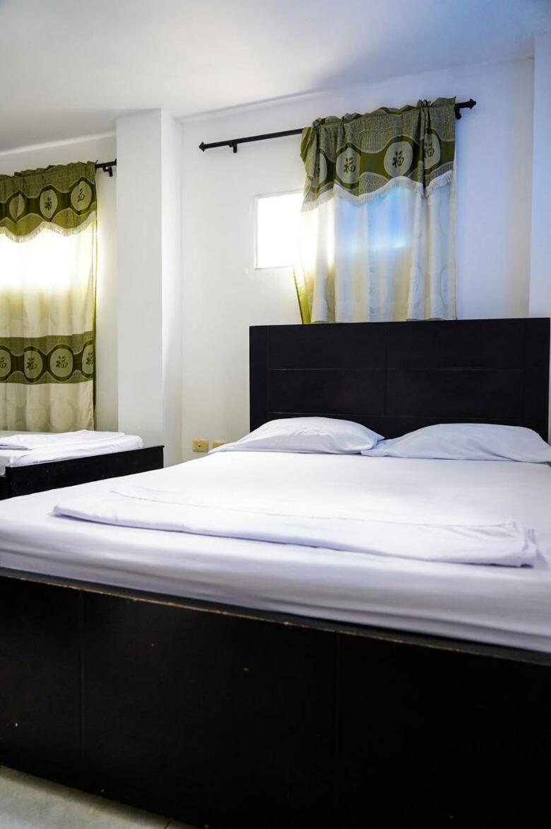 Hotel Jiisot Camarones Inn