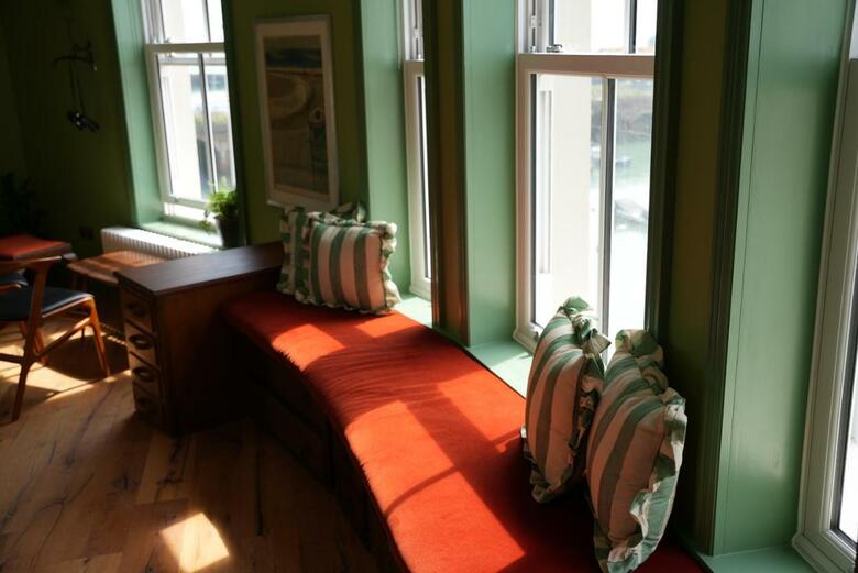 The London & Paris Hotel