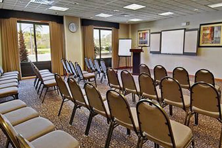 Hotel Wingate By Wyndham Destin