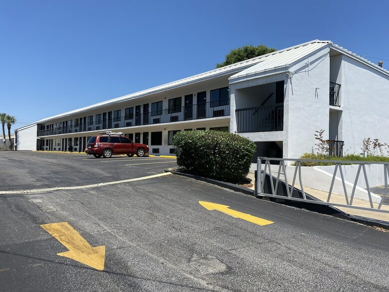 Hotel Village Inn Destin